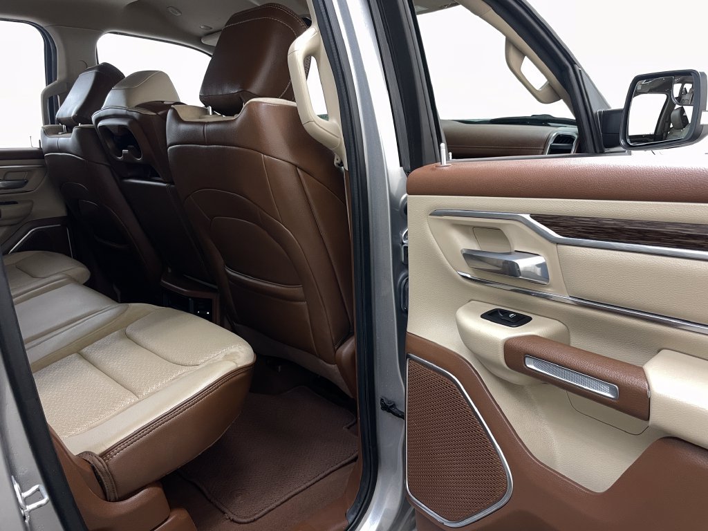 Used 2019 RAM 1500 Laramie RWD image 45