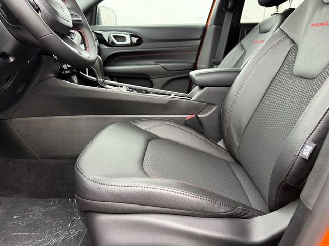 New 2026 Jeep Compass Trailhawk w/ Sun, Sound & Navigation Group image 18