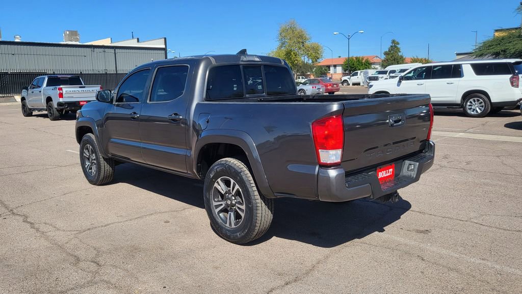 Used 2017 Toyota Tacoma SR5 image 6