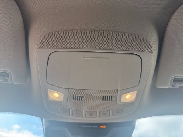 Used 2024 Ford Expedition XLT AWD/4WD image 24
