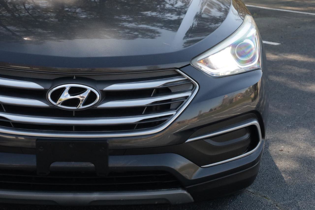 Used 2018 Hyundai Santa Fe Sport AWD/4WD image 22