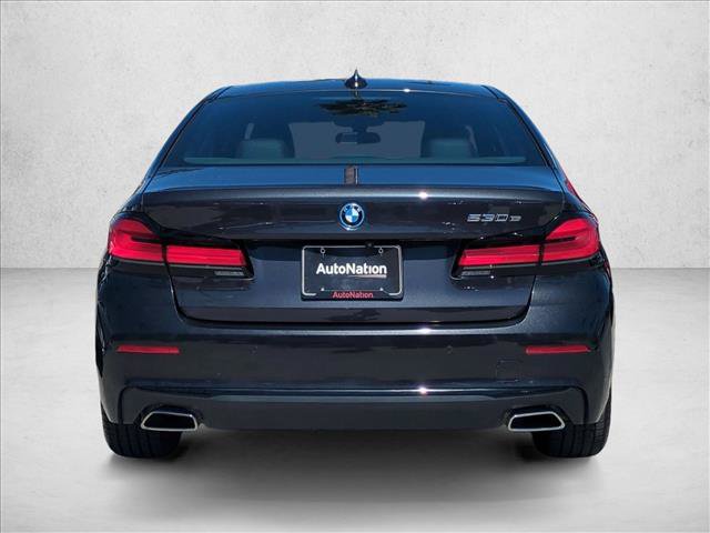 Used 2022 BMW 530e w/ Convenience Package RWD image 7