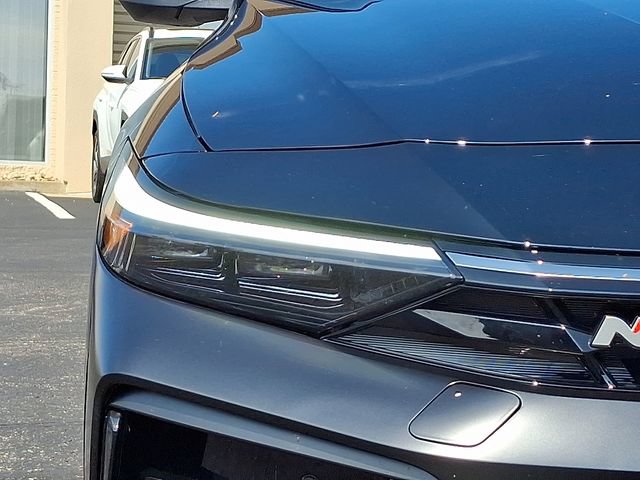 Certified 2026 Hyundai Elantra N FWD image 9