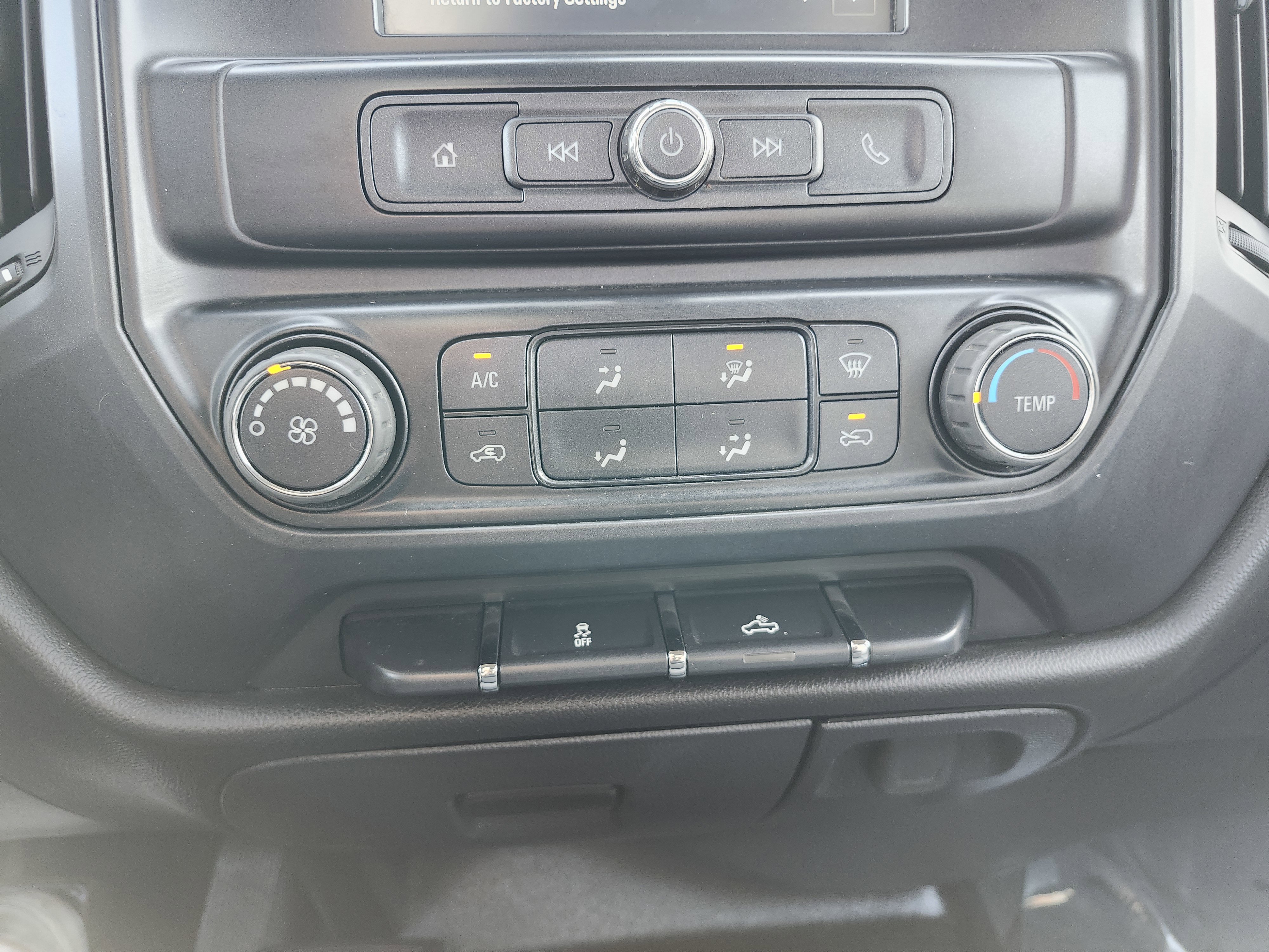 Used 2016 Chevrolet Silverado 2500 W/T AWD/4WD image 27