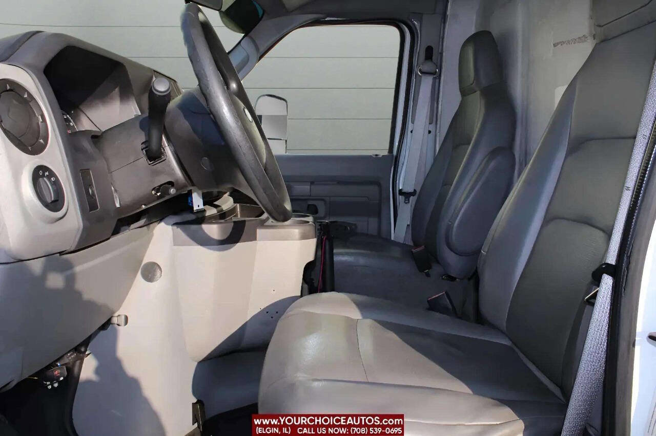 Used 2011 Ford E-450 and Econoline 450 Super Duty image 10