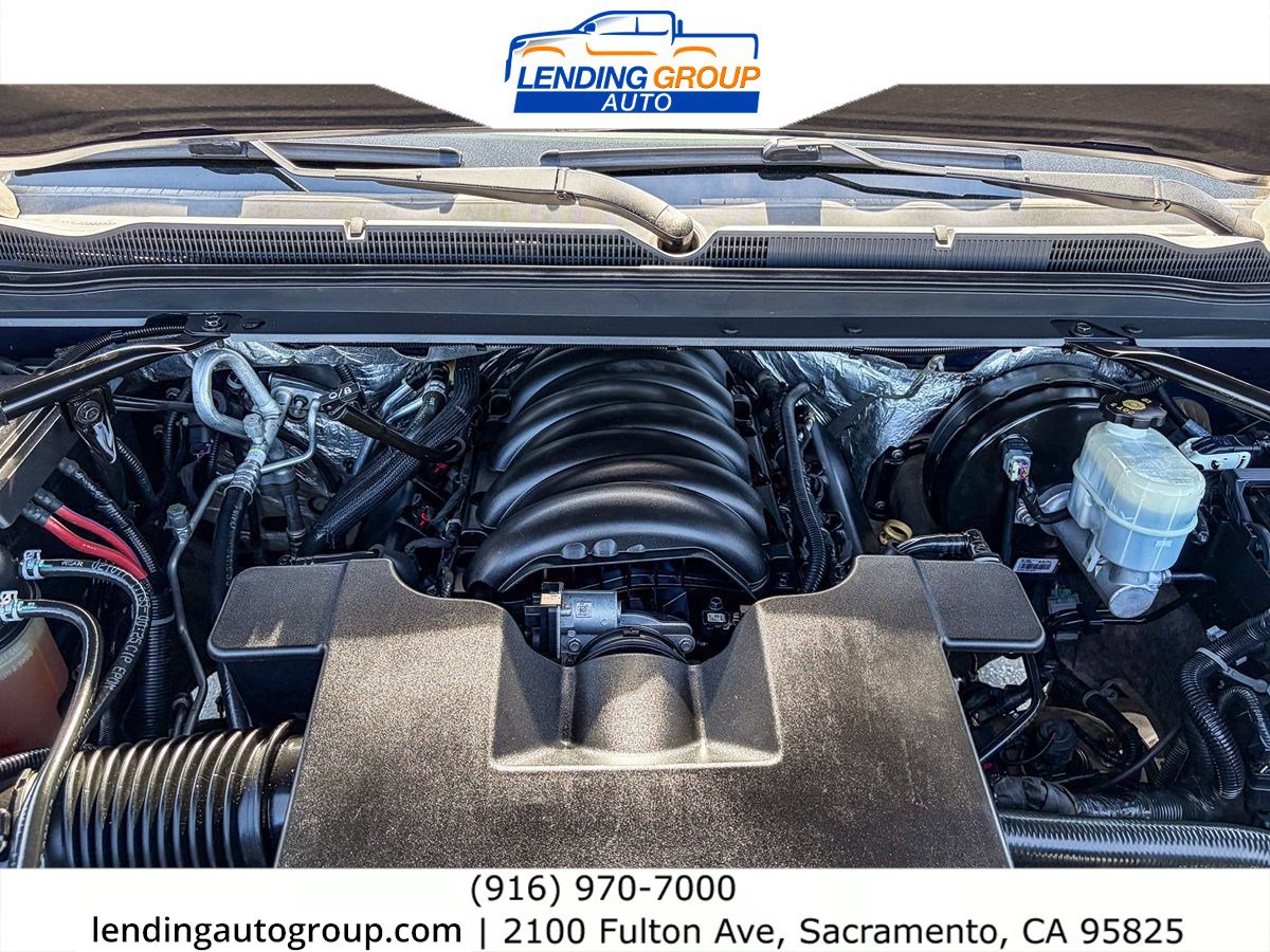 Used 2017 Chevrolet Suburban Premier image 25