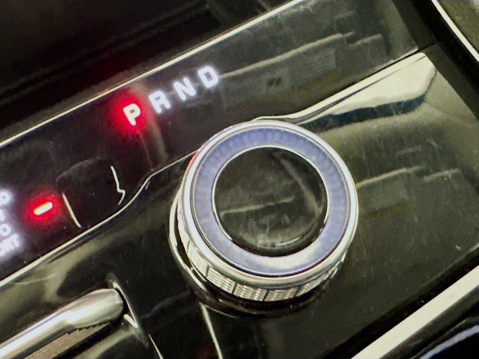 Used 2023 Jeep Grand Cherokee Limited w/ Black Appearance Package image 25