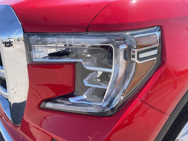 Used 2020 GMC Sierra 1500 SLE w/ SLE Value Package image 9