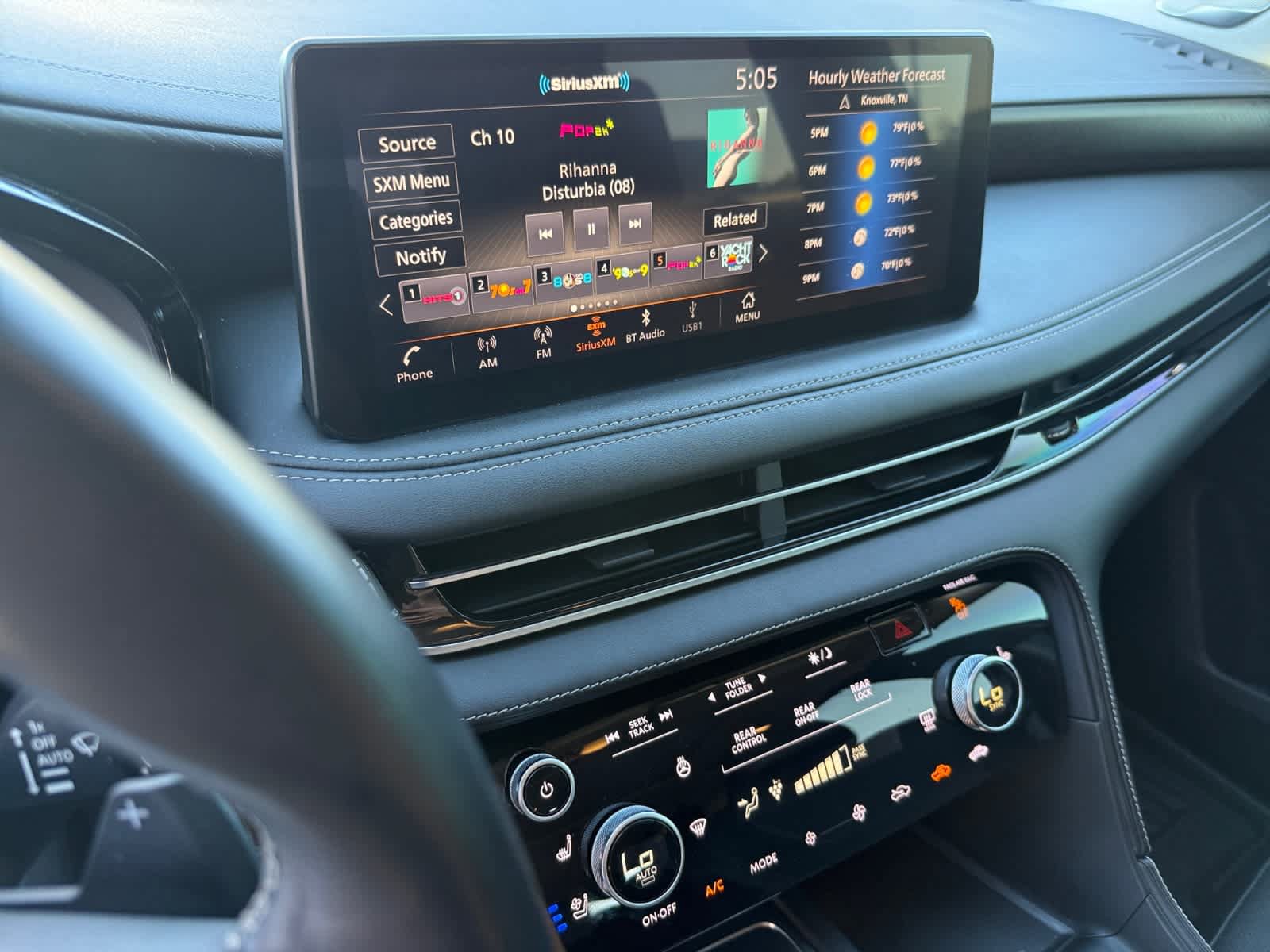 Used 2022 INFINITI QX60 Sensory w/ Vision Package AWD/4WD image 18