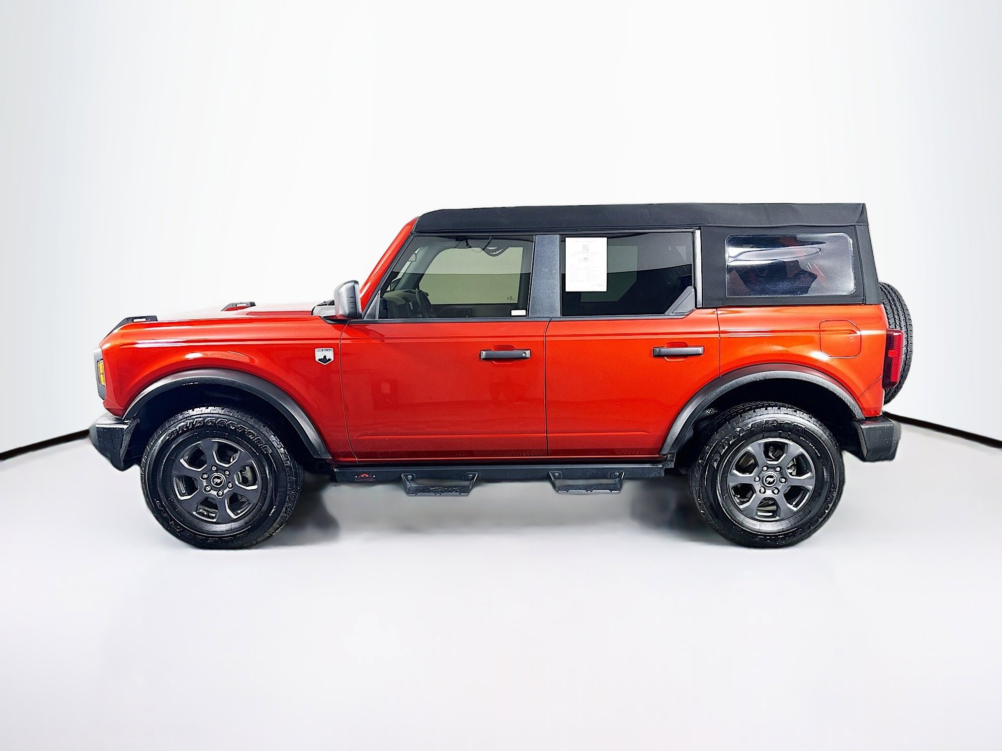 Used 2024 Ford Bronco Big Bend image 4
