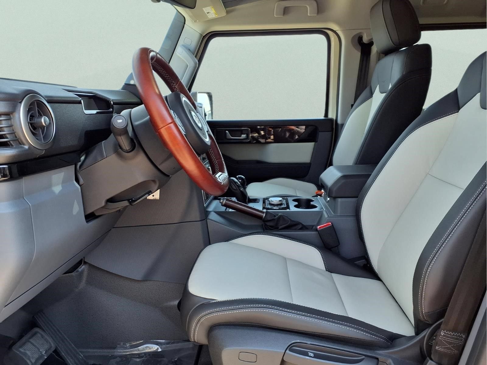 New 2026 INEOS Grenadier Station Wagon AWD/4WD image 9