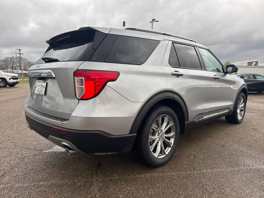 Used 2022 Ford Explorer Limited image 7