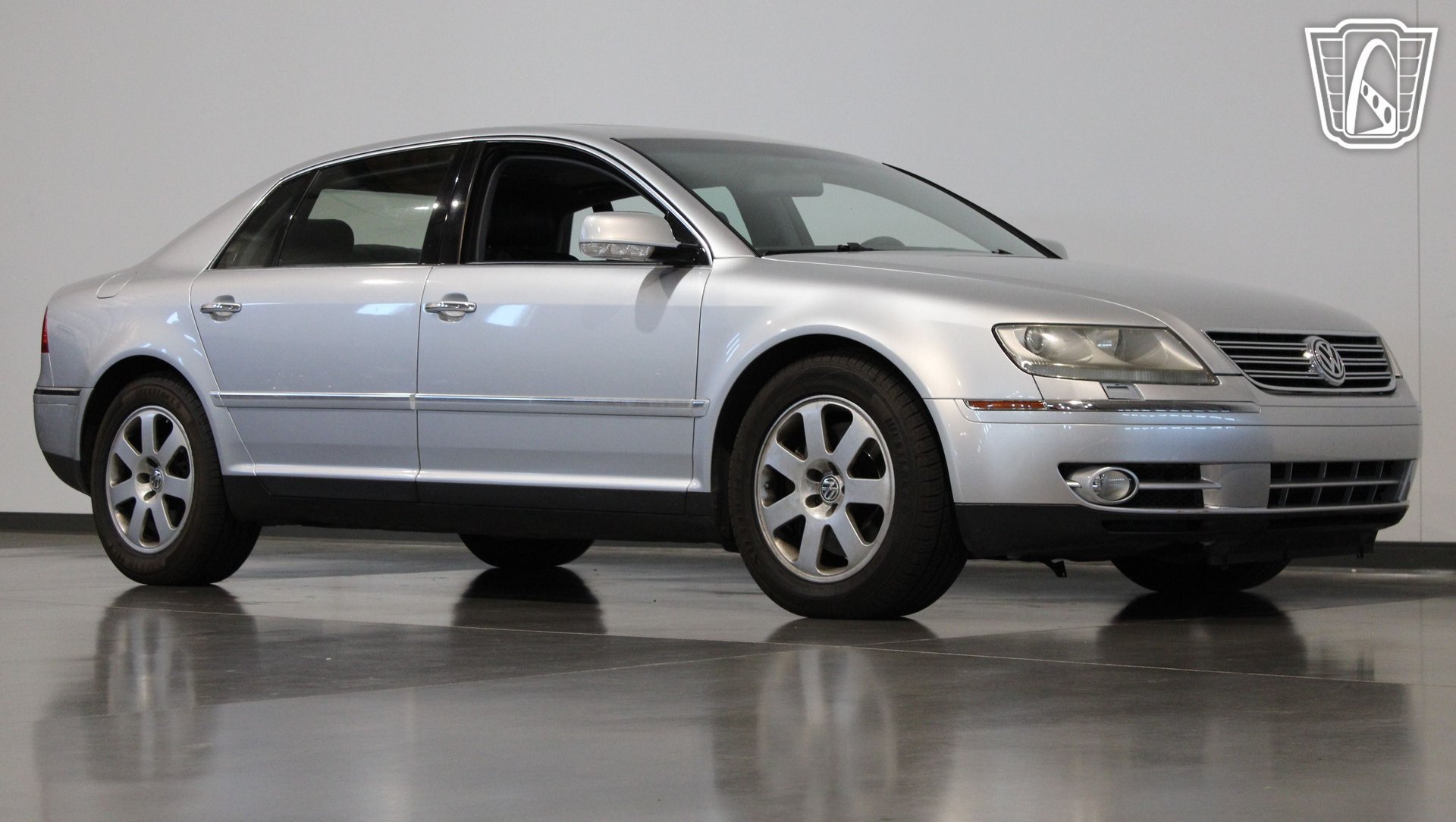 Used 2004 Volkswagen Phaeton V8 AWD/4WD image 29