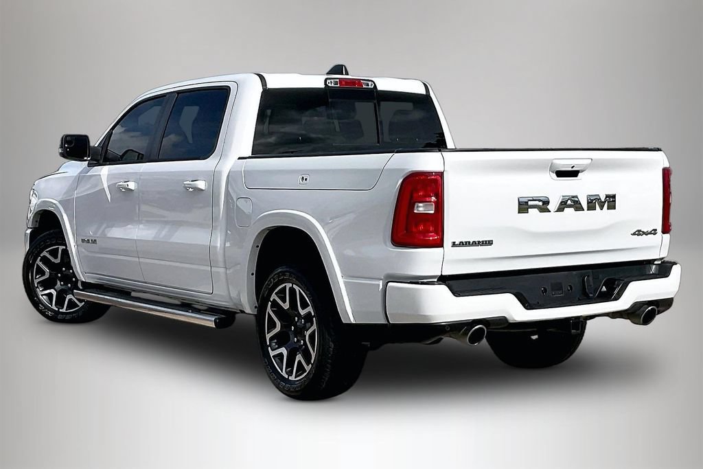 Used 2025 RAM 1500 Laramie w/ Sport Appearance Package AWD/4WD image 4