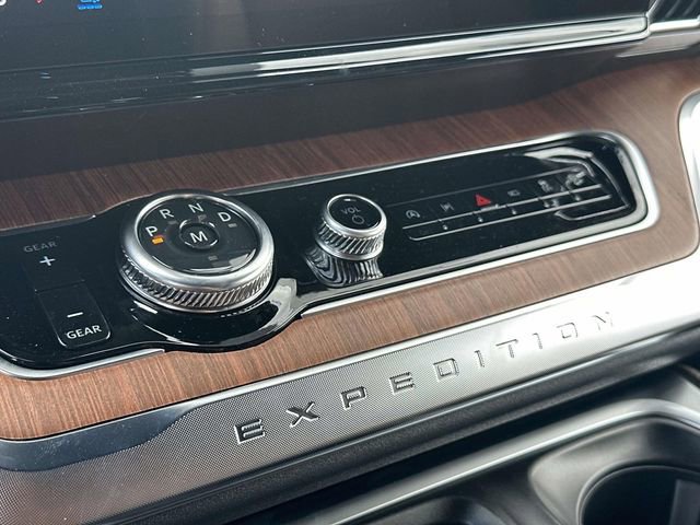 New 2025 Ford Expedition King Ranch image 31