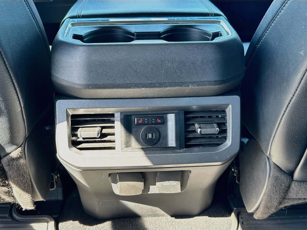 Used 2023 Ford F350 Lariat w/ Lariat Ultimate Package AWD/4WD image 26