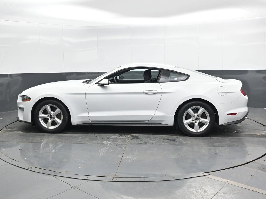 Used 2018 Ford Mustang EcoBoost image 9