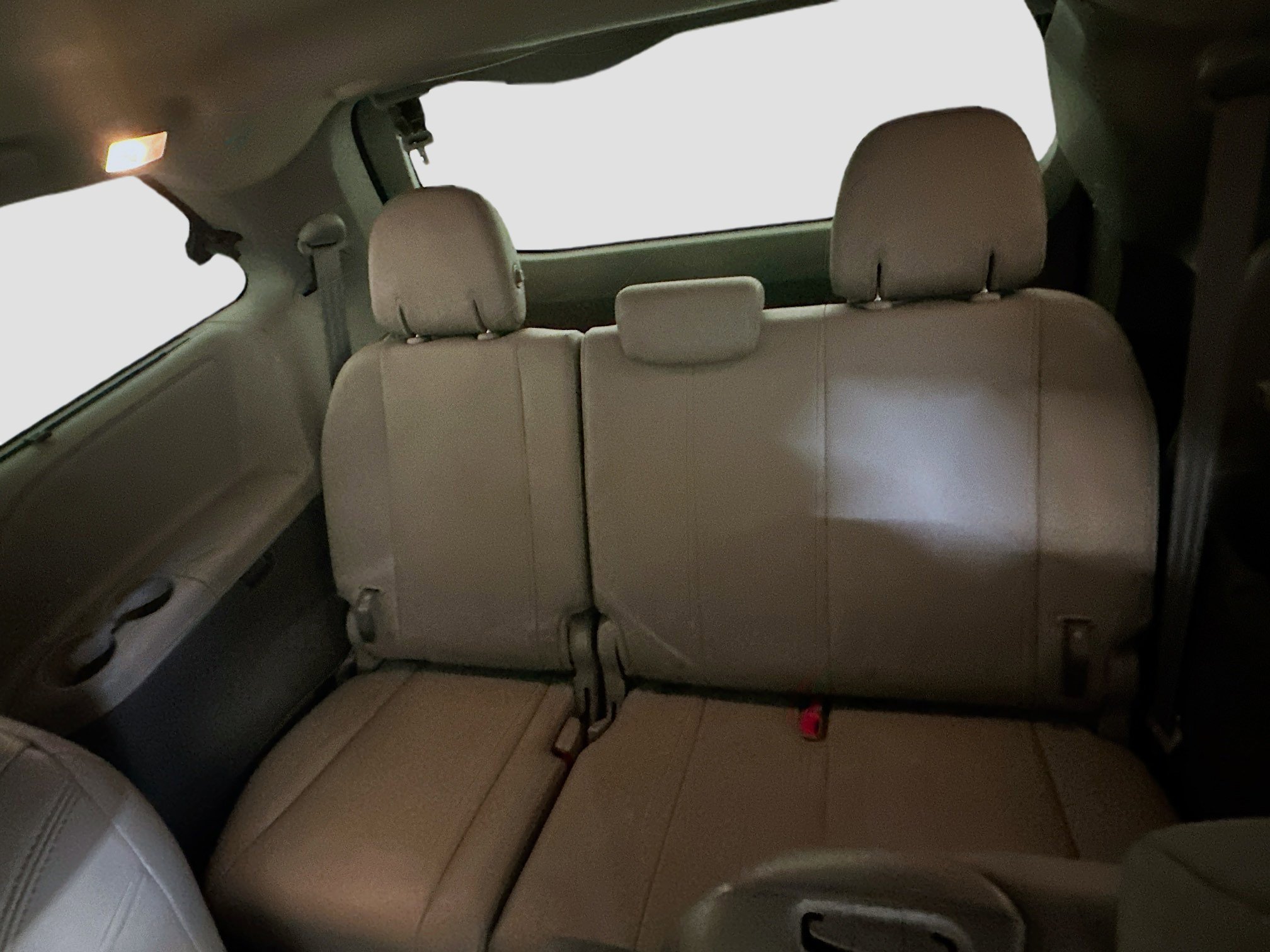 Used 2017 Toyota Sienna XLE w/ XLE Navigation Package FWD image 31