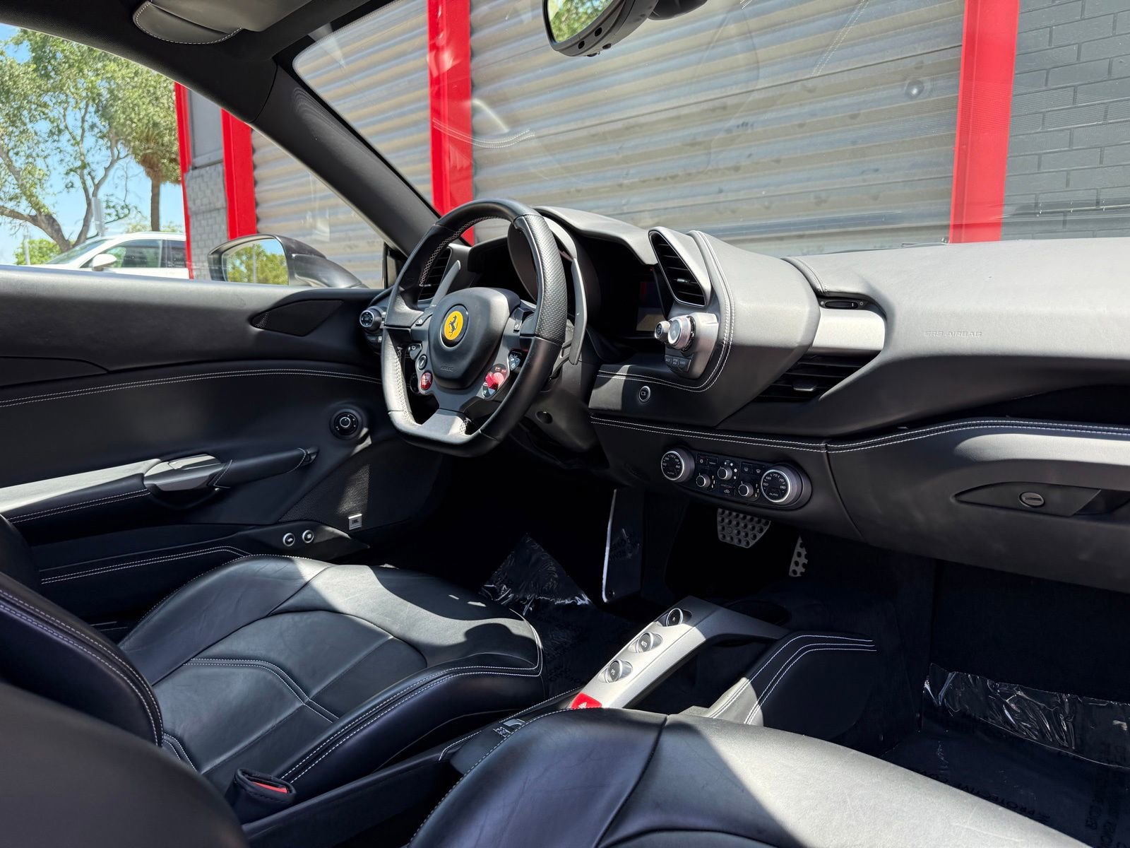 Used 2016 Ferrari 488 GTB RWD image 34
