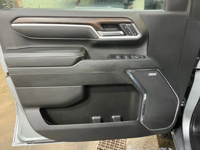 Used 2024 GMC Sierra 2500 SLT w/ SLT Convenience Package image 13