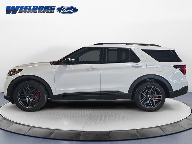 Certified 2025 Ford Explorer ST image 2