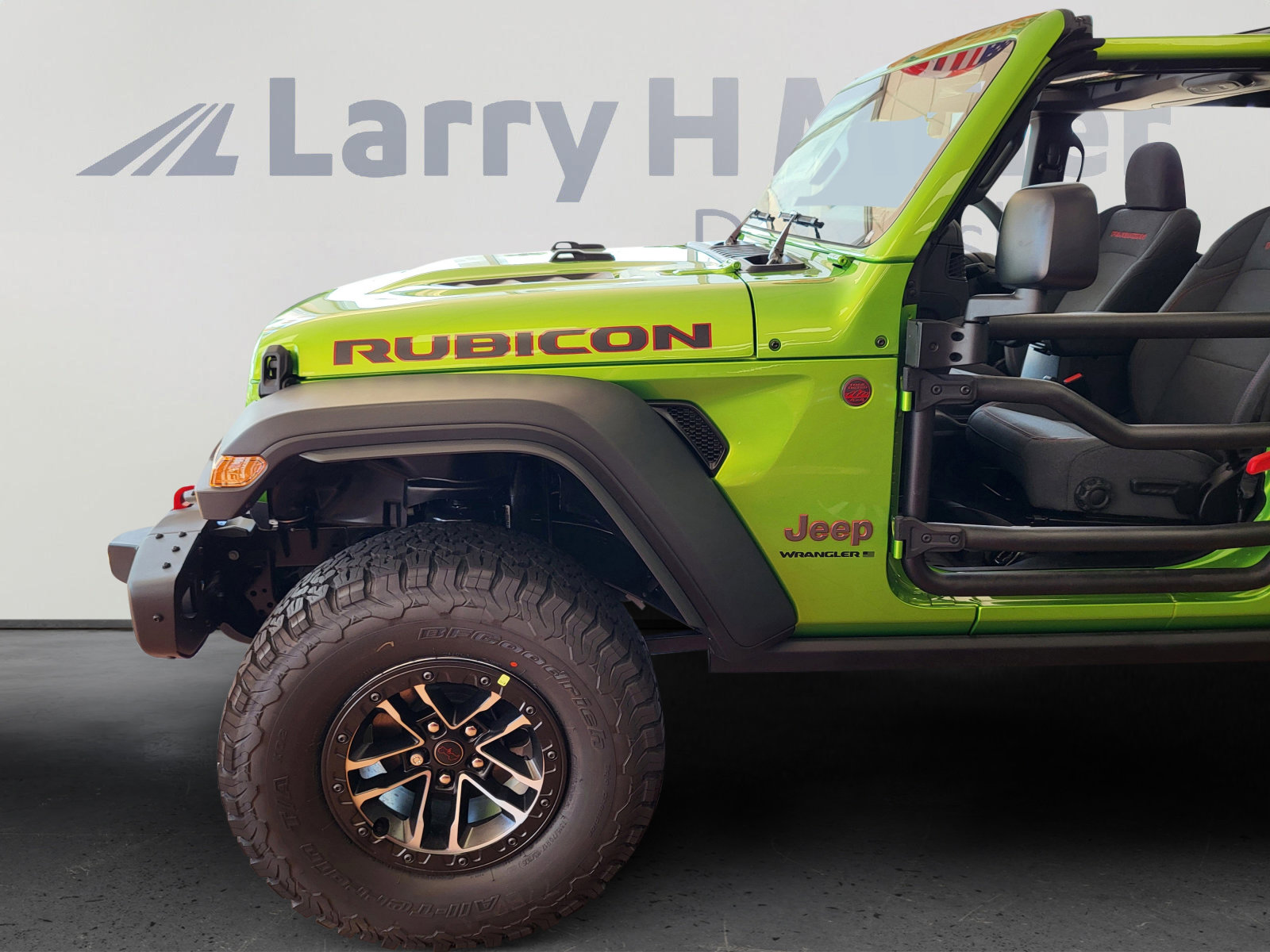 New 2025 Jeep Wrangler Unlimited Rubicon w/ XTREMEE 35" Tire Package image 2