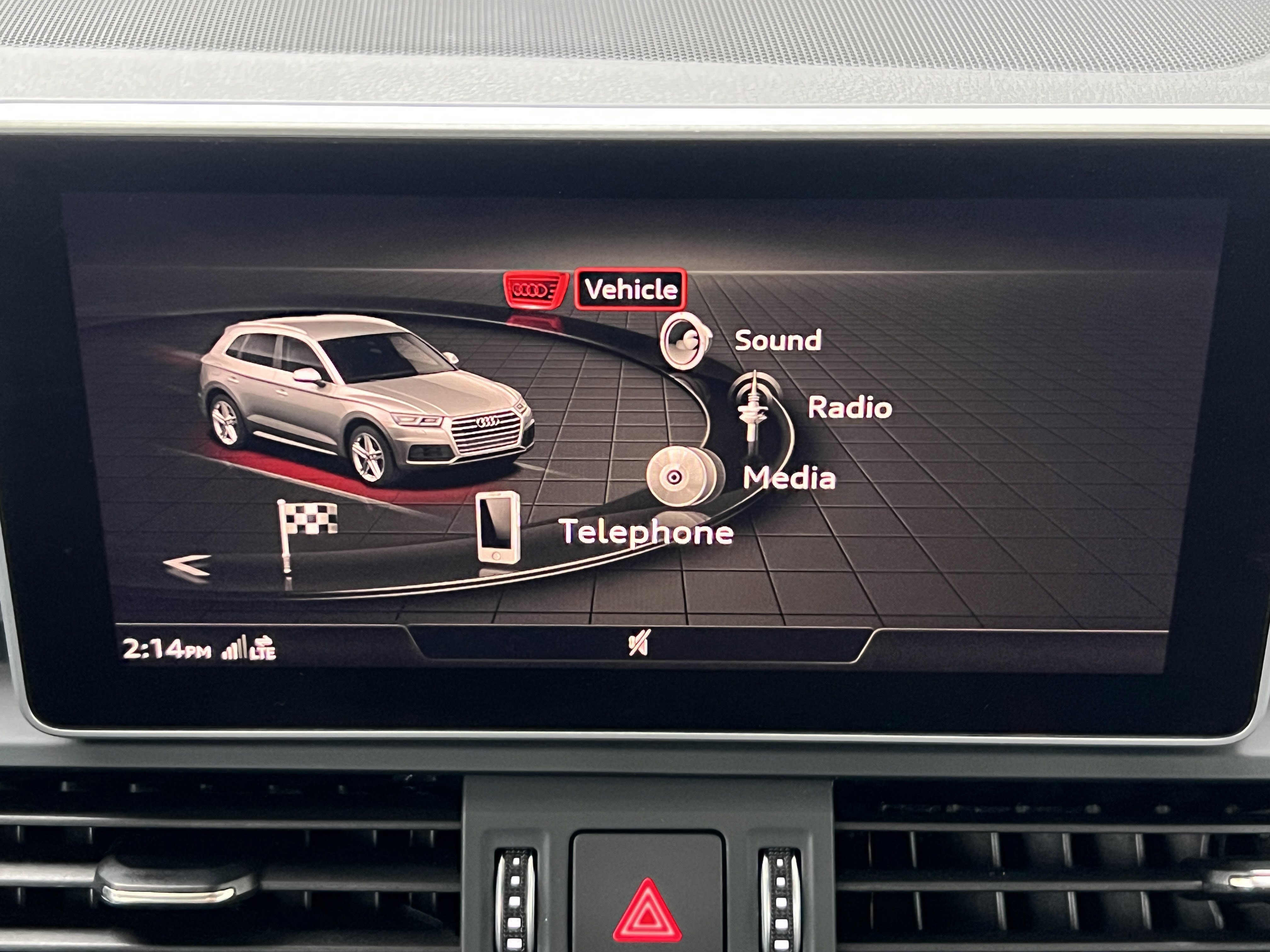 Used 2018 Audi Q5 2.0T Premium Plus w/ Premium Plus Package image 13