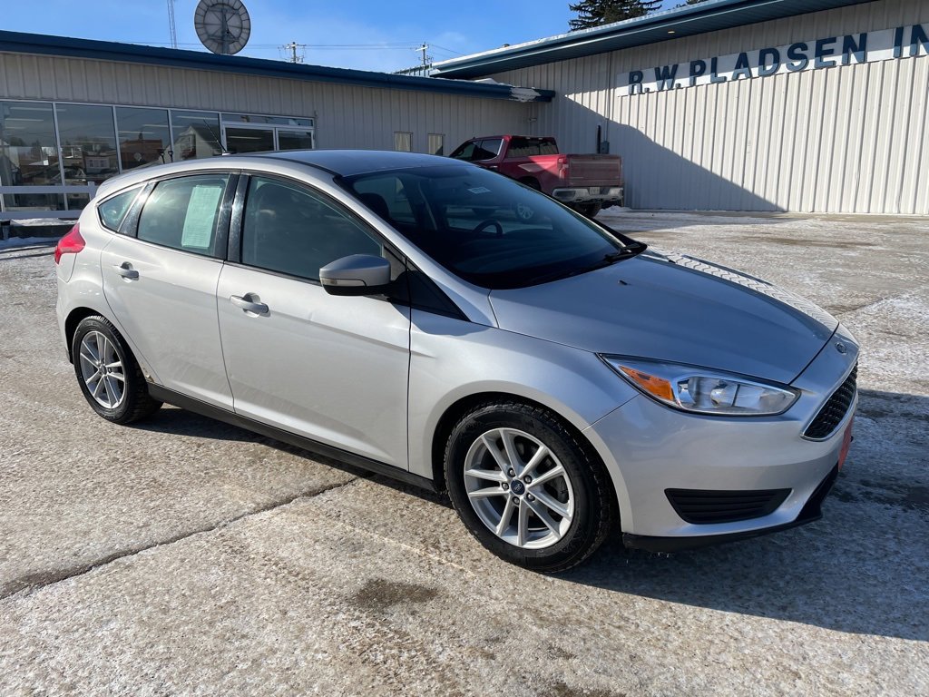 Used 2018 Ford Focus SE w/ Cold Weather Package image 20