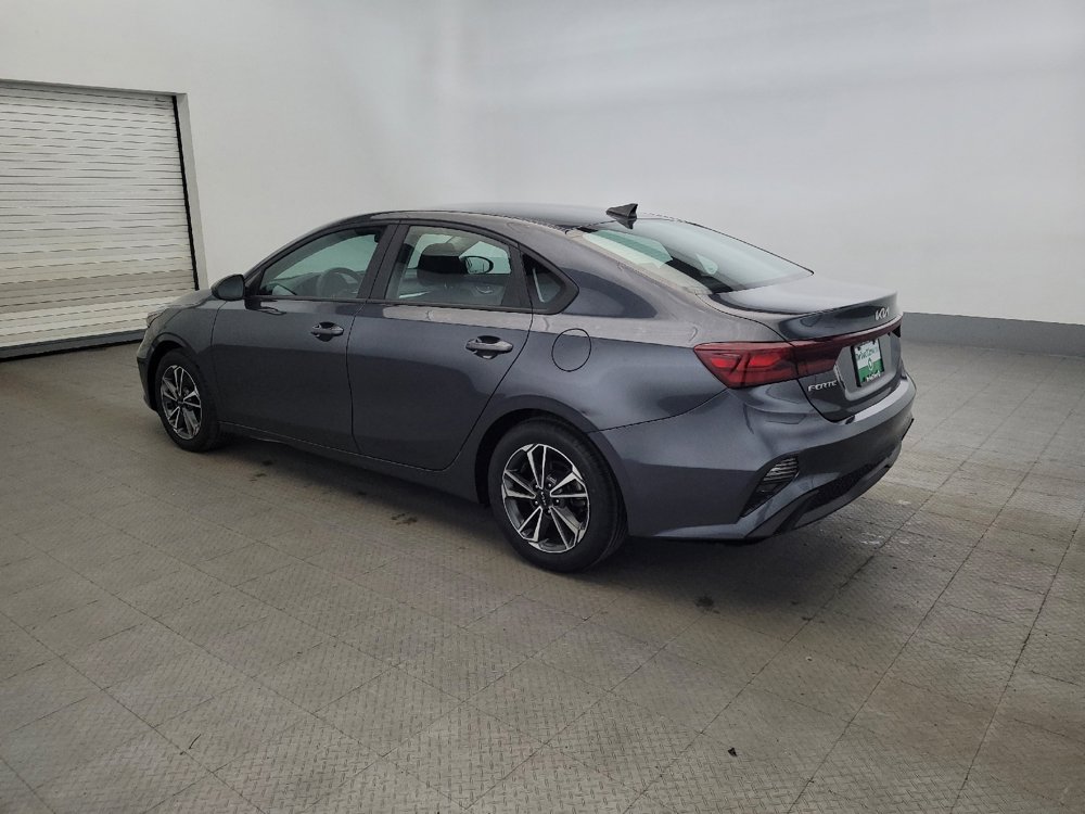 Used 2023 Kia Forte LXS FWD image 3
