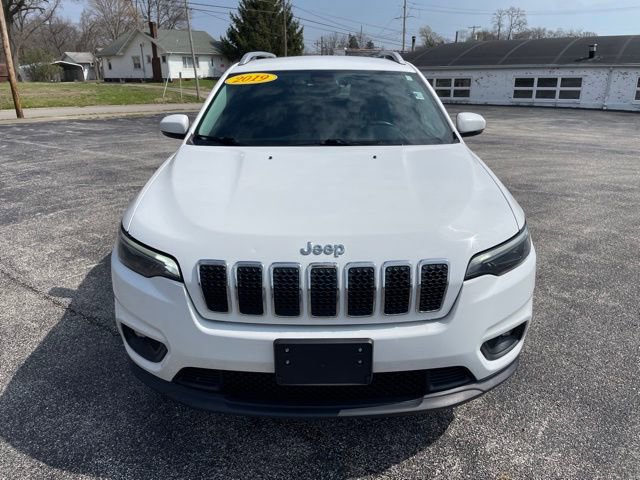 Used 2019 Jeep Cherokee Latitude Plus w/ Comfort/Convenience Group image 2