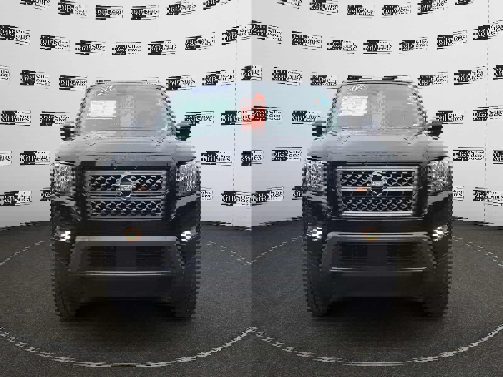 Used 2022 Nissan Frontier SV image 8