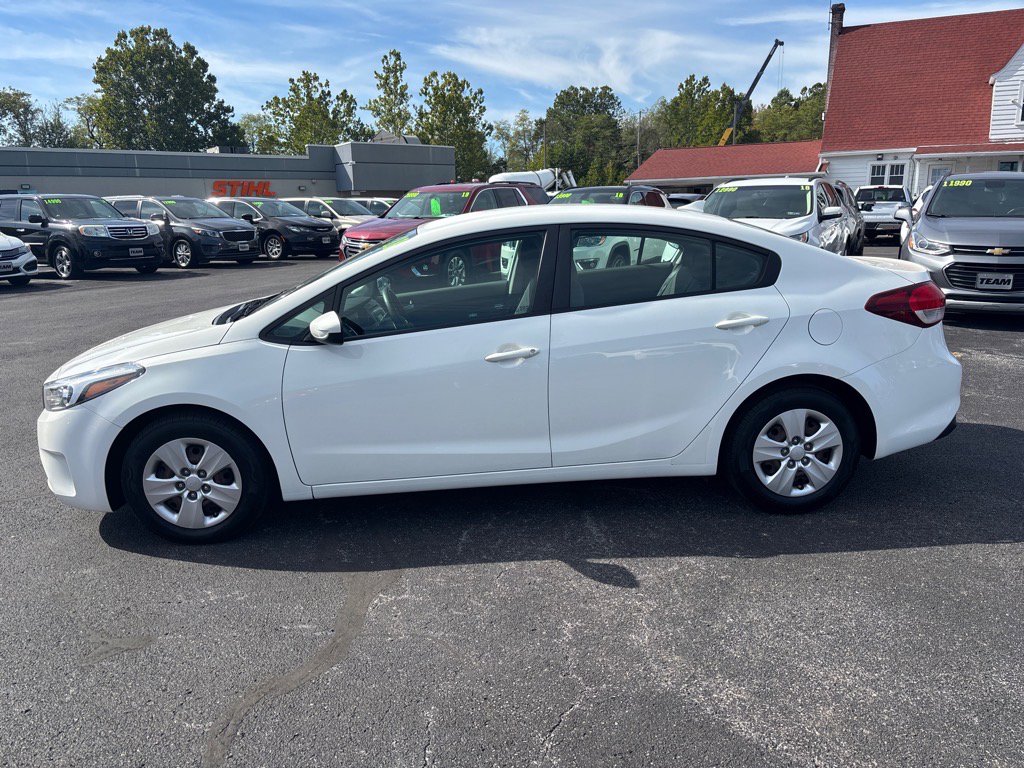 Used 2018 Kia Forte LX image 4