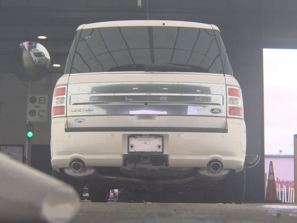 Used 2019 Ford Flex Limited w/ Class III Trailer Tow Package image 7