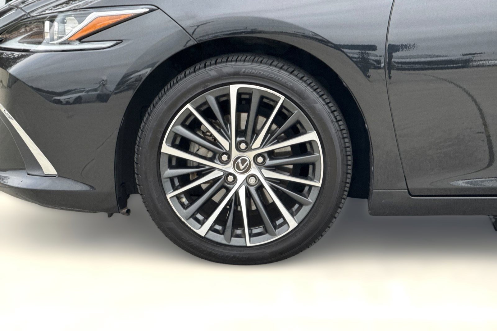 Used 2022 Lexus ES 300h w/ Premium Package image 11