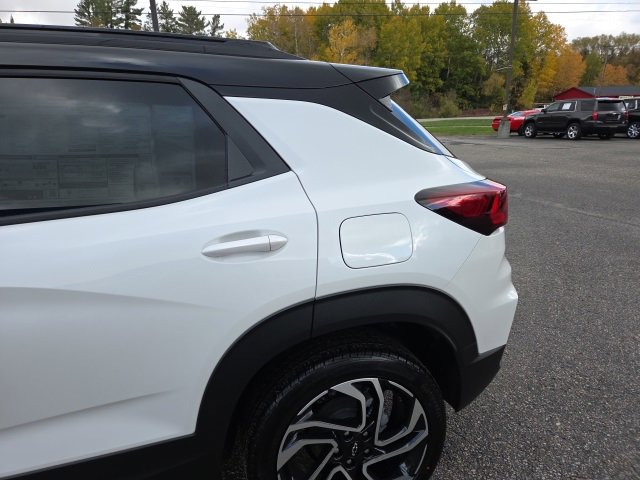 New 2025 Chevrolet TrailBlazer RS w/ Convenience Package image 16
