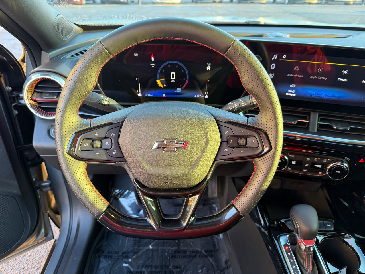 Used 2025 Chevrolet Trax RS w/ Driver Confidence Package image 24