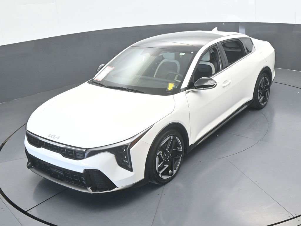 Used 2025 Kia K4 GT-Line w/ GT-Line Premium Package image 47