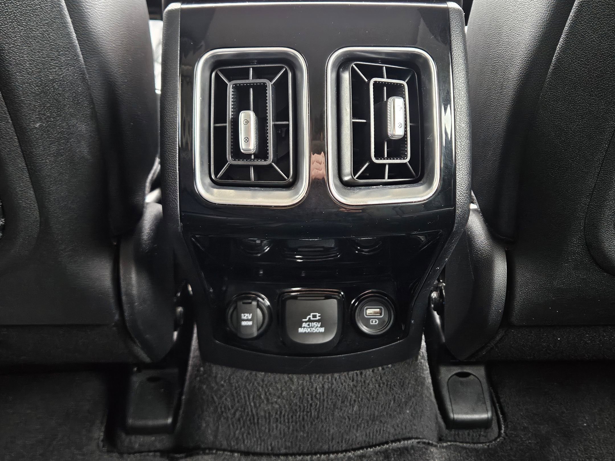 Used 2023 Kia Sorento SX image 27