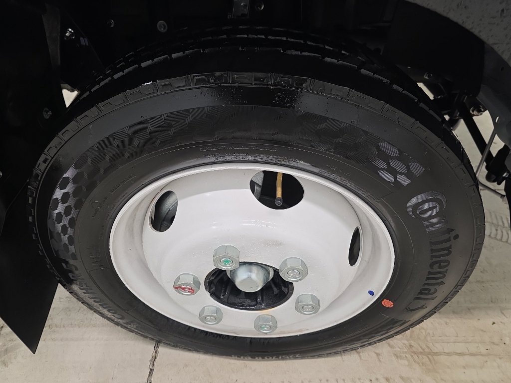 New 2026 Isuzu NPR image 6