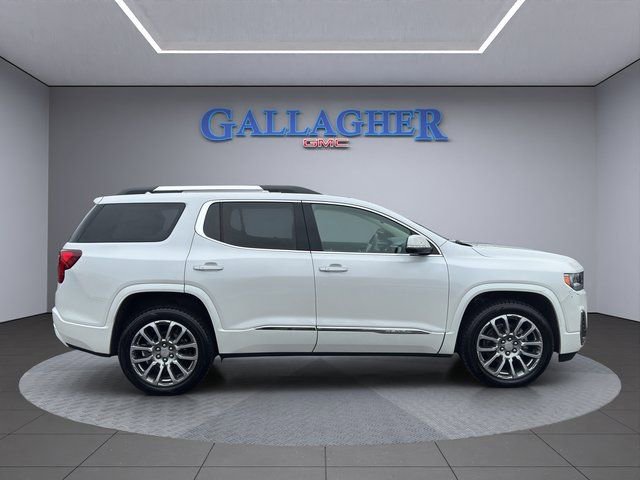 Used 2023 GMC Acadia Denali w/ Denali Ultimate Package image 3