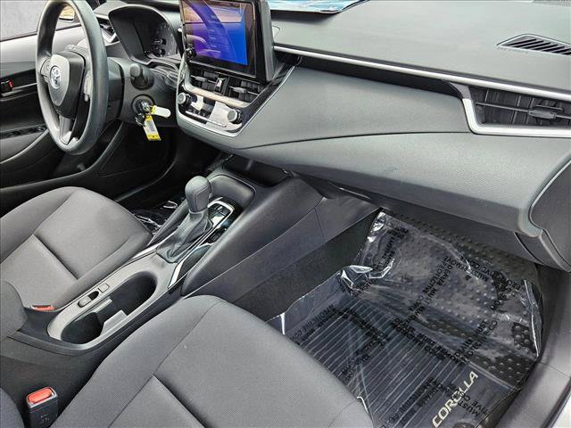 Used 2025 Toyota Corolla LE FWD image 20
