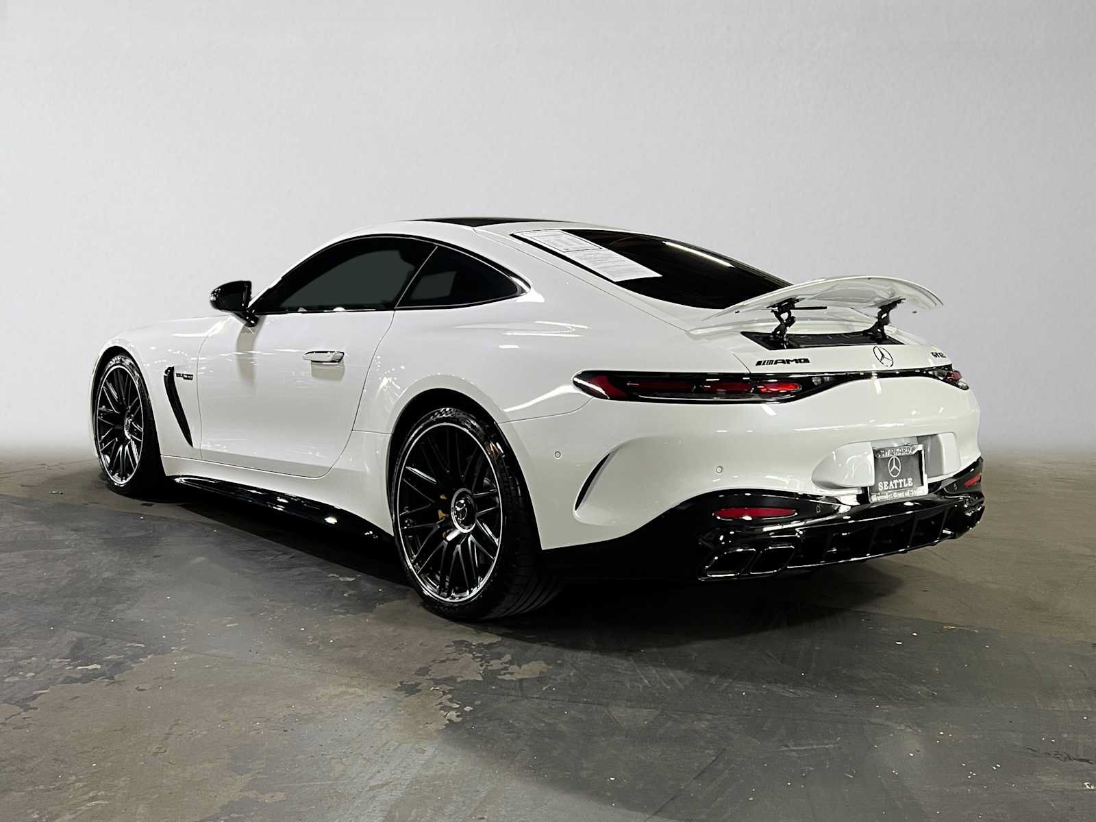 Used 2024 Mercedes-Benz AMG GT 63 image 5