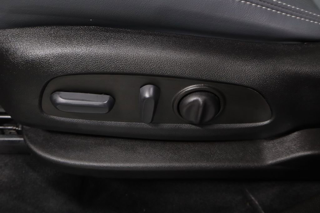 Used 2023 Buick Enclave Essence w/ Sport Touring Edition image 24