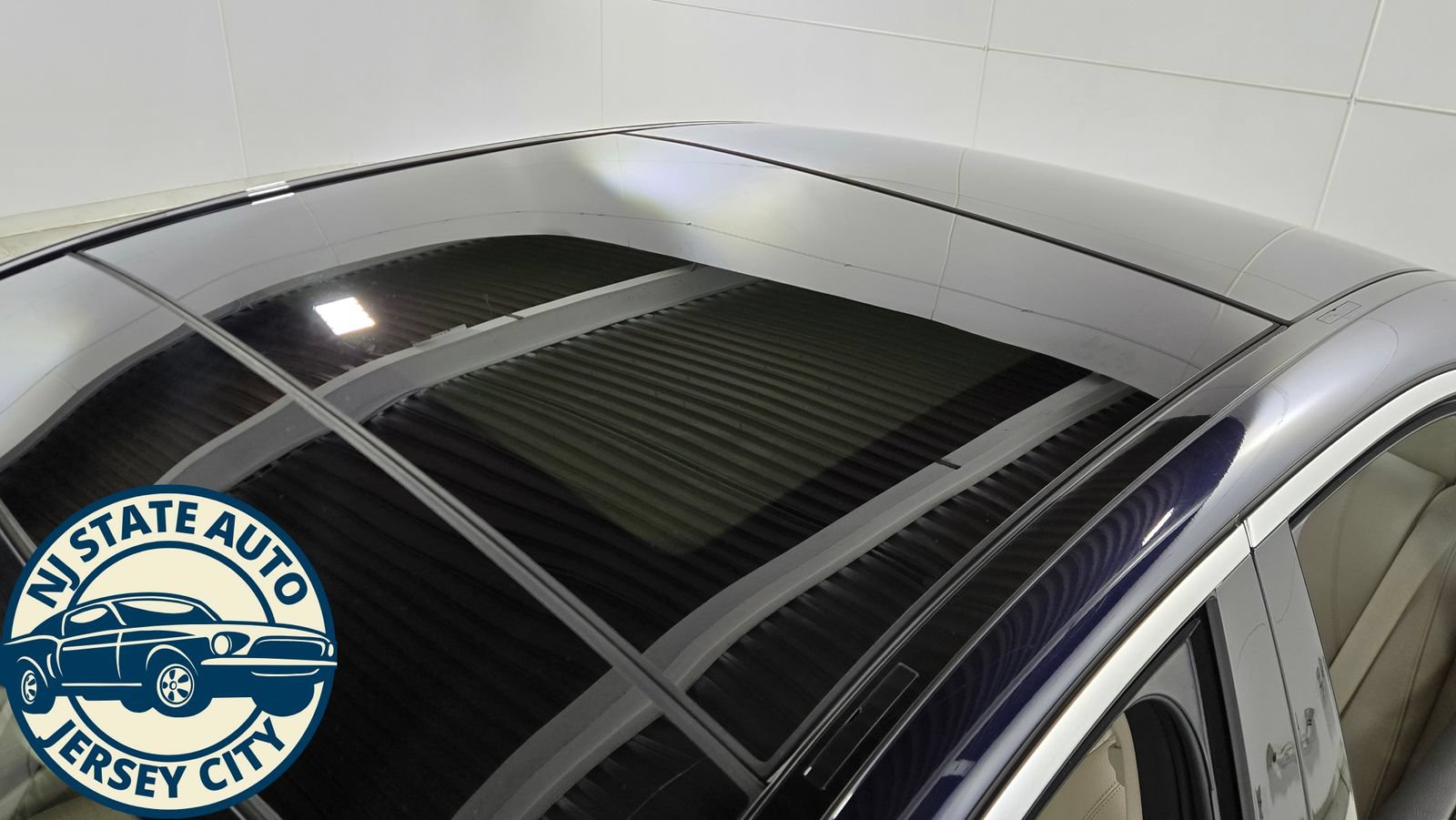Used 2019 Mercedes-Benz E 450 4MATIC Sedan w/ Premium Package image 9