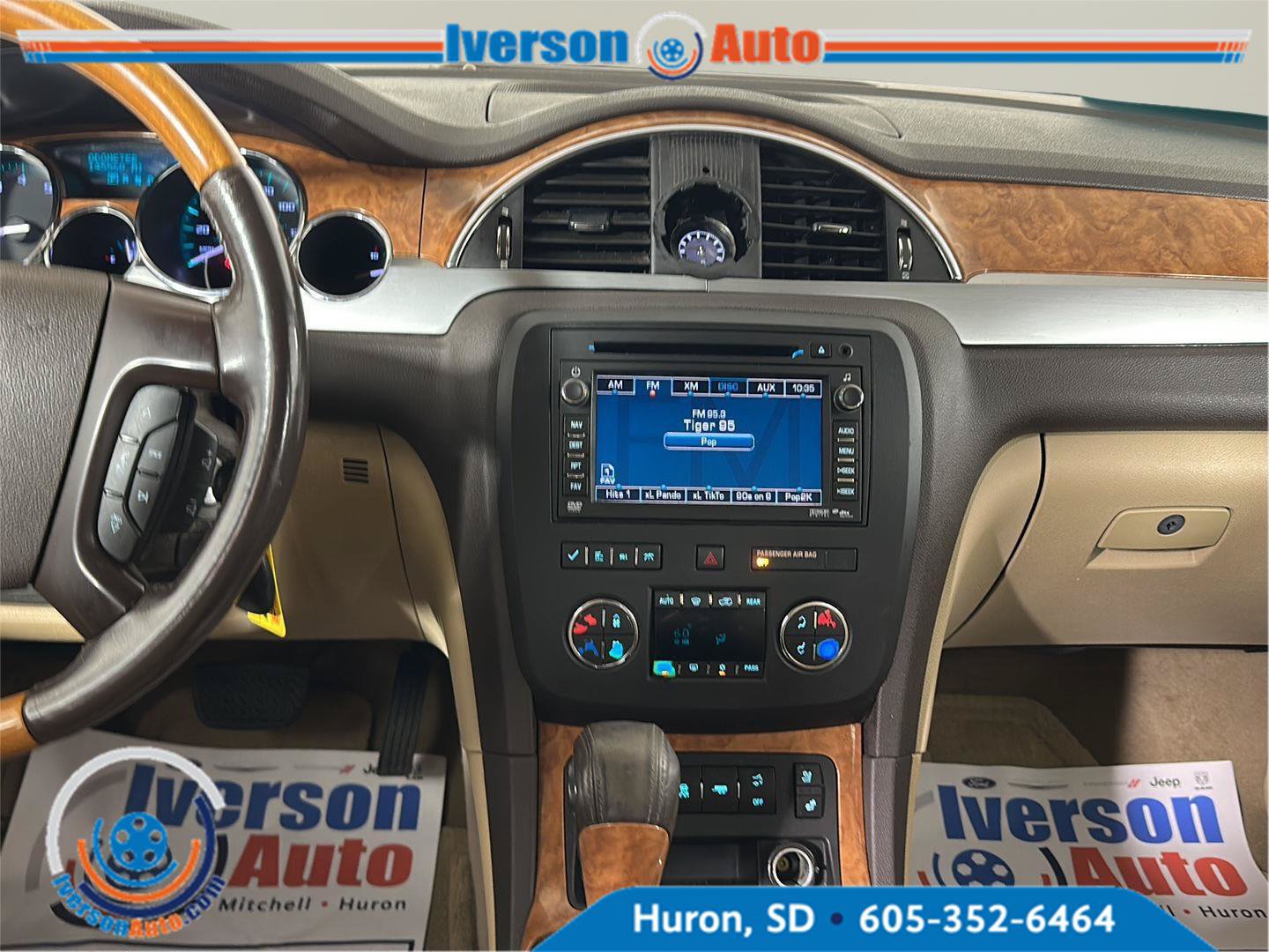 Used 2011 Buick Enclave CXL w/ Trailering Provision Package AWD/4WD image 28