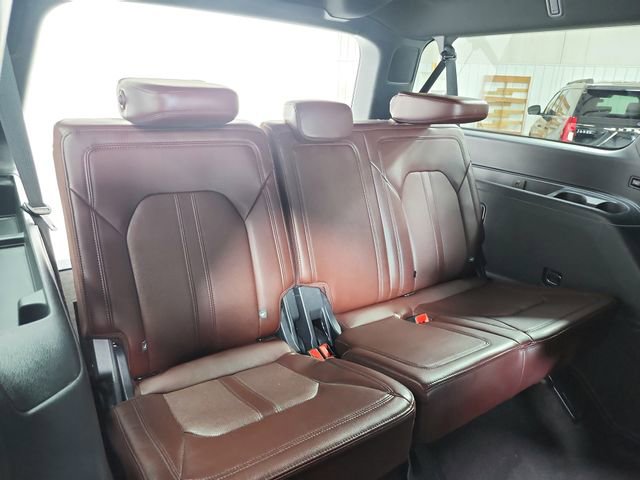 Used 2023 Ford Expedition Max Limited image 48