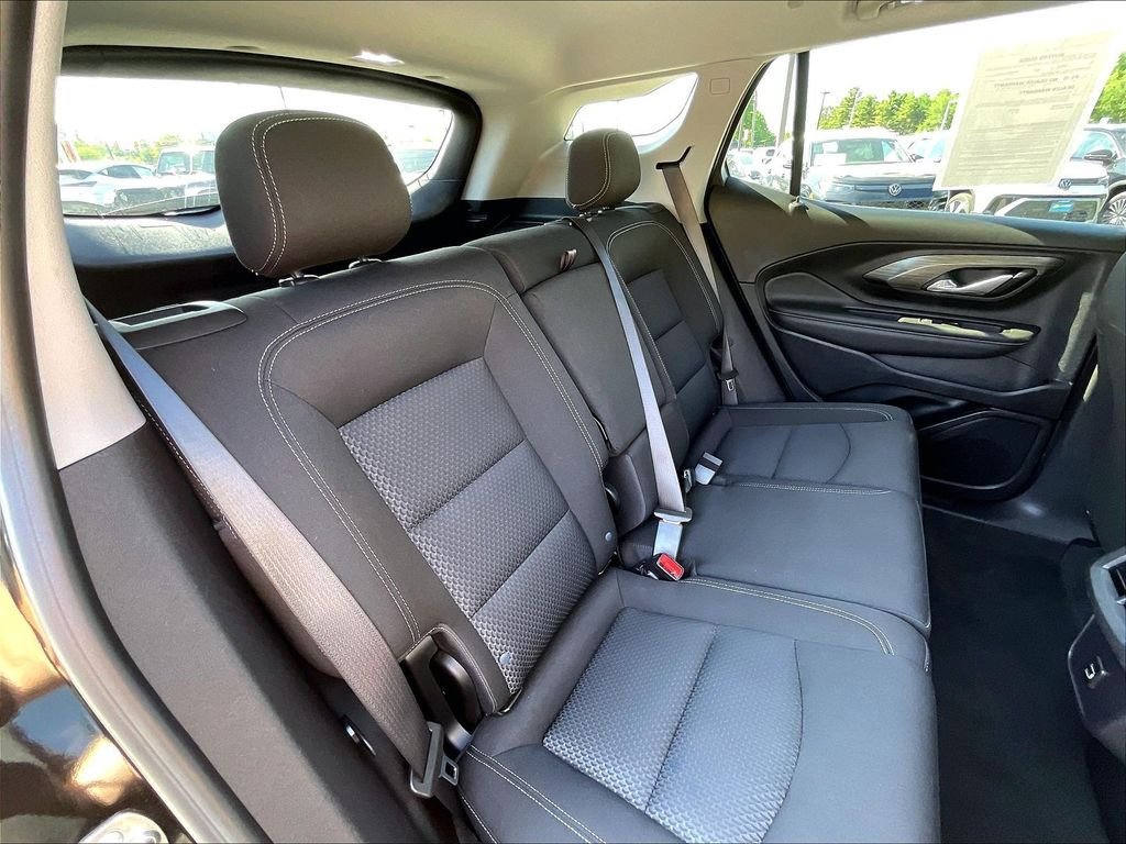Used 2024 GMC Terrain SLE AWD/4WD image 15