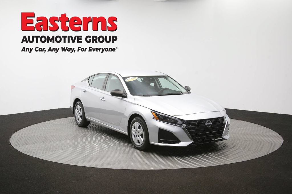 Used 2024 Nissan Altima 2.5 S FWD image 48
