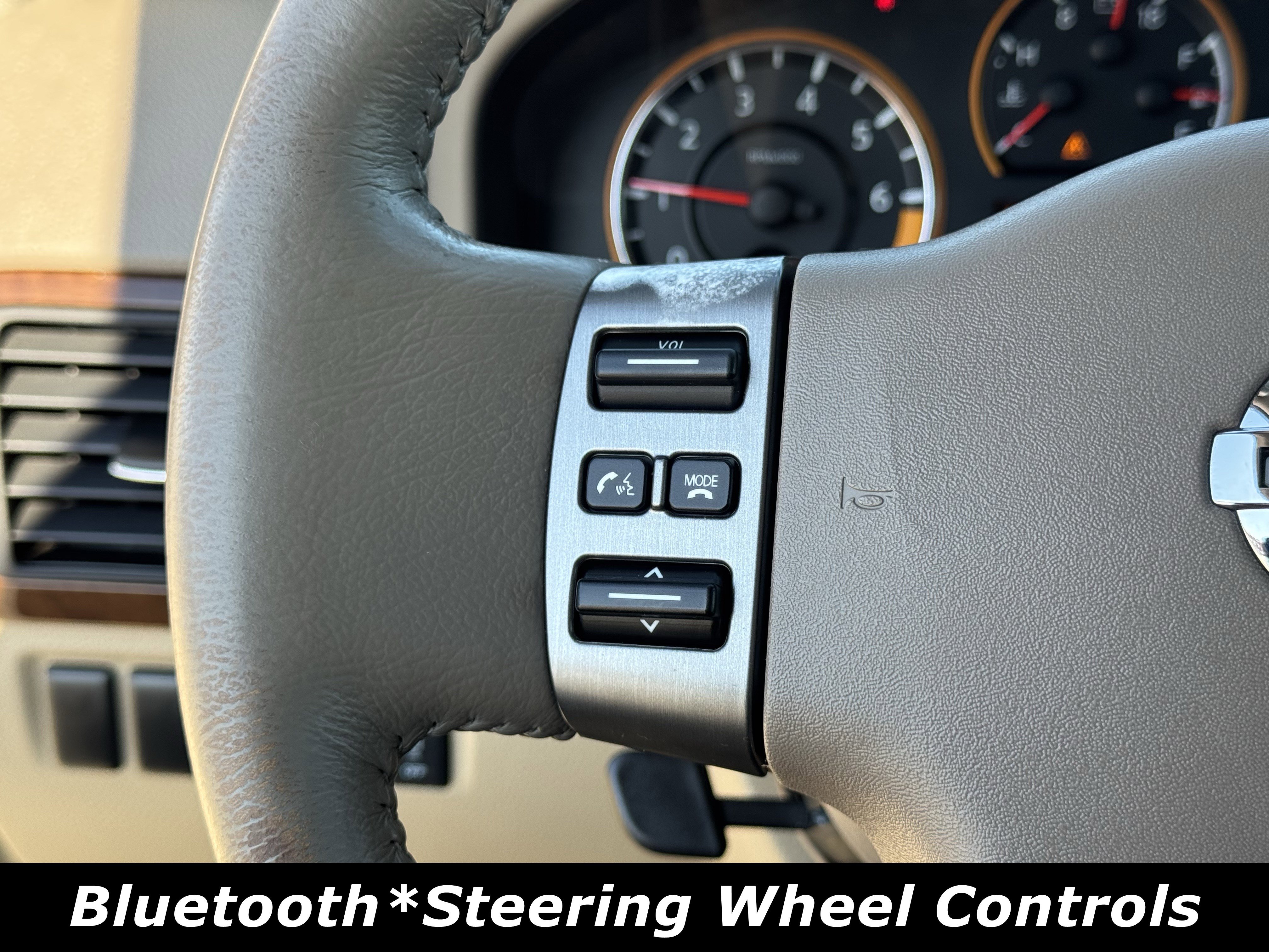 Used 2011 Nissan Armada SL image 7