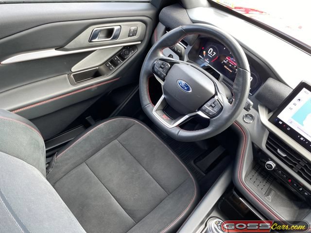 Used 2025 Ford Explorer ST w/ Sun And Sound Package AWD/4WD image 22